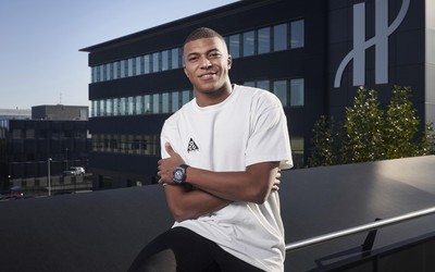 维基体育动态-乌兹别克斯坦足球靠归化能走多远